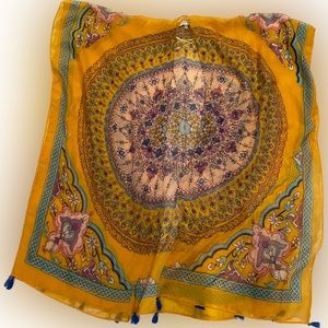NWOT Beach CoverUp / Scarf Shawl